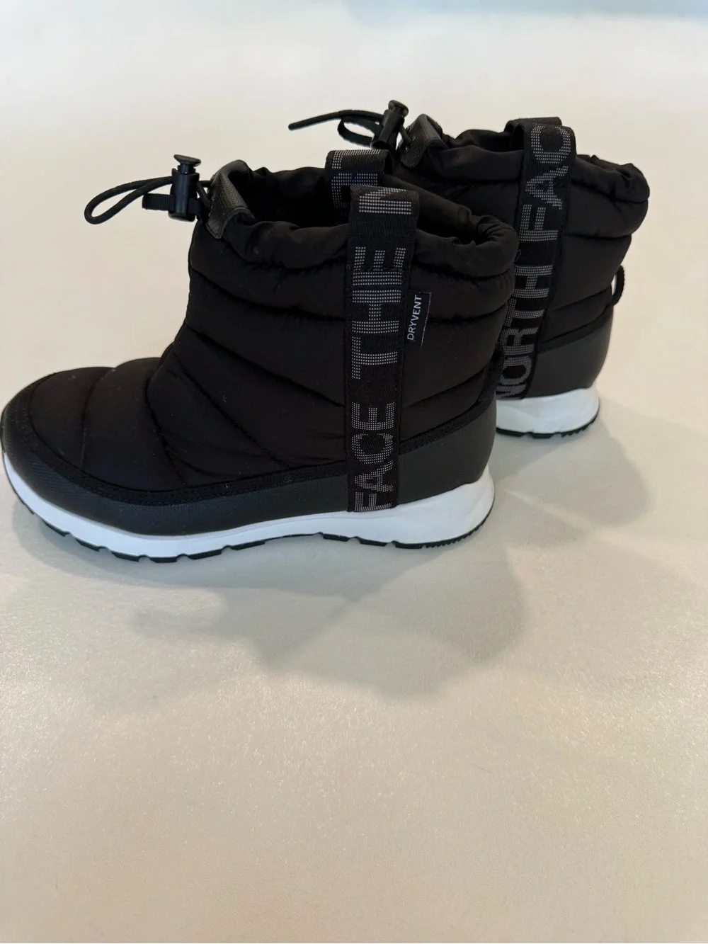 The North Face ThermoBall Pull-On Waterproof Boots Youth Size 6 Black White